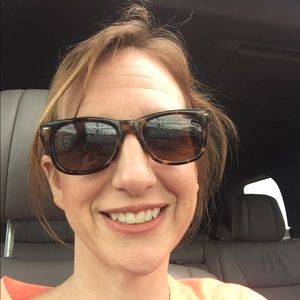 Meet your Posher, Renee